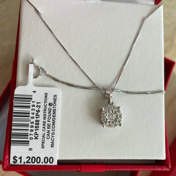 NWT Diamond Halo 18" Pendant Necklace (1/3 ct. t.w.) in 14k White Gold. $1200 - Picture 6 of 17